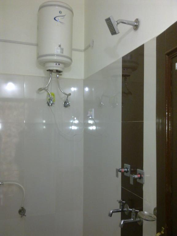 Hotel Kumar Residency Dharamshala Zimmer foto